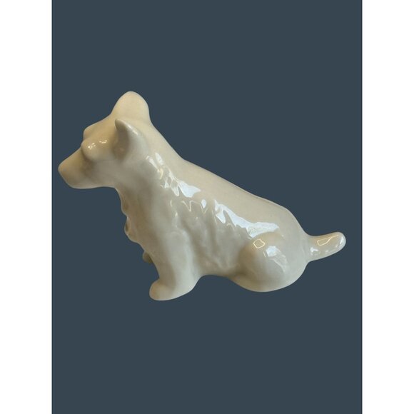 Belleek Scottish Terrier Dog Figurine Irish Porcelain Cream Glaze Marked 5" x 4" - Picture 7 of 7
